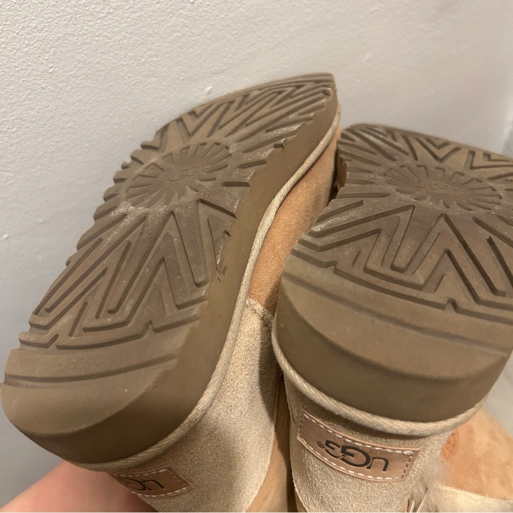Ugg Tan Bailey Button Boots 6womens - image 2